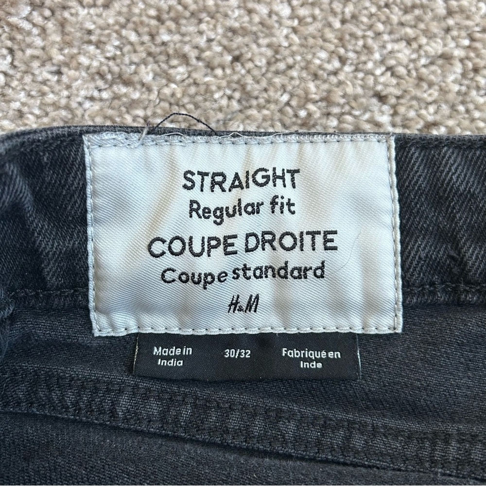 H&M Mens Regular Fit Straight Leg Black Jeans Denim Size 30/32 Standard - Picture 4 of 7